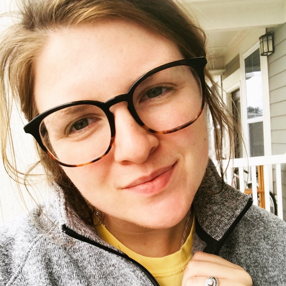 Meet your Posher, Leah